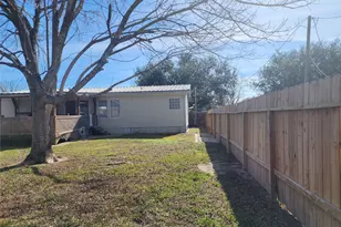 19168 County Rd 669E, Alvin, TX 77511 - Photo 21