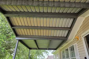 19168 County Rd 669E, Alvin, TX 77511 - Photo 5