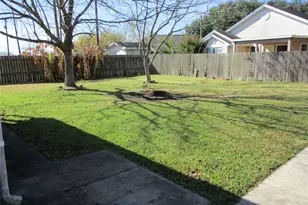 19168 County Rd 669E, Alvin, TX 77511 - Photo 17