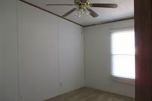 19168 County Rd 669E, Alvin, TX 77511 - Photo 11