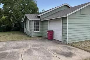 621 W 7th St, Freeport, TX 77541 - Photo 11