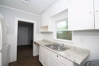 713 W Willis Street, Alvin, TX 77511 - Photo 23