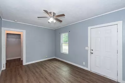 713 W Willis Street, Alvin, TX 77511 - Photo 19