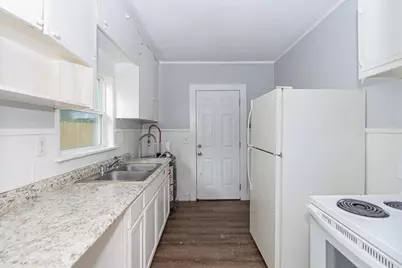 713 W Willis Street, Alvin, TX 77511 - Photo 21
