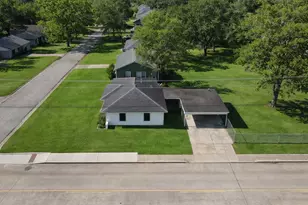 1117 Southampton St, Angleton, TX 77515 - Photo 17