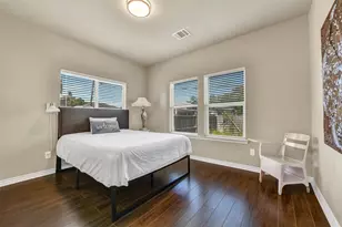 4733 Clay St, Houston, TX 77023 - Photo 19
