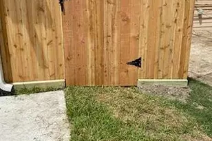 7925 Way St, Houston, TX 77028 - Photo 21