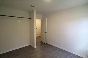 7925 Way St, Houston, TX 77028 - Photo 13
