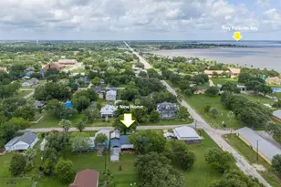 107 Duson Ave, Palacios, TX 77465 - Photo 7