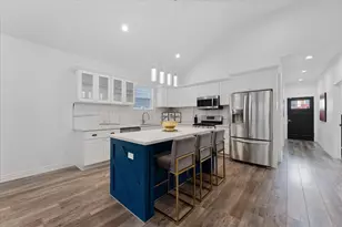 4547 Newberry St, Houston, TX 77051 - Photo 7