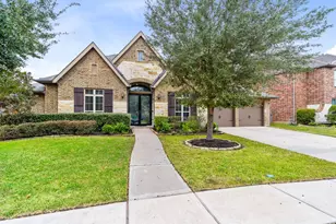 3388 Ashton Springs Ln, Pearland, TX 77584 - Photo 1