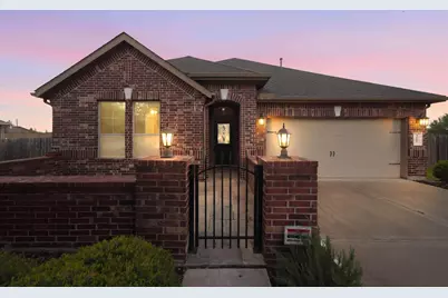 3927 Kellys Falls Lane, Katy, TX 77494 - Photo 1