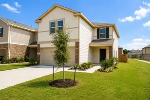 22554 Pinecone Forest Ln, Tomball, TX 77377 - Photo 1