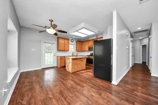 1945 Dorothy Ln, Sealy, TX 77474 - Photo 13