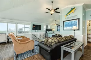 215 Spoonbill Pl, Surfside Beach, TX 77541 - Photo 9