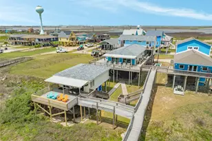 215 Spoonbill Pl, Surfside Beach, TX 77541 - Photo 37