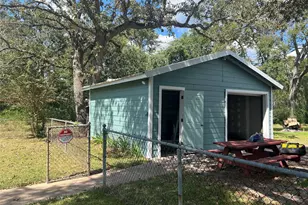 28896 Waller Gladish Rd, Waller, TX 77484 - Photo 19