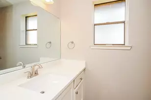 5014 Meadow Crest St, La Porte, TX 77571 - Photo 13