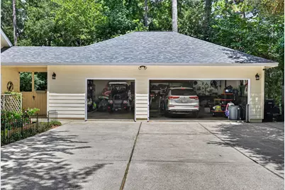 2302 Hollowbrook Lane, Conroe, TX 77384 - Photo 41
