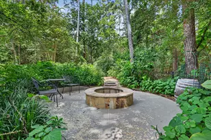 2302 Hollowbrook Ln, Conroe, TX 77384 - Photo 35