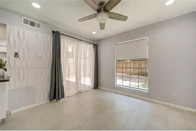 7965 Kendalia Drive, Houston, TX 77036 - Photo 13