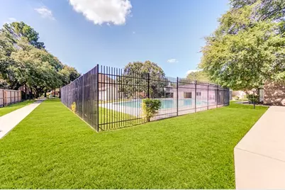 7965 Kendalia Drive, Houston, TX 77036 - Photo 23