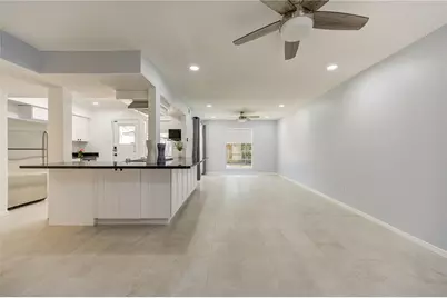 7965 Kendalia Drive, Houston, TX 77036 - Photo 7