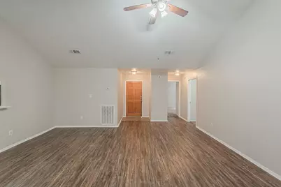 5819 Bridgegate Drive, Spring, TX 77373 - Photo 11