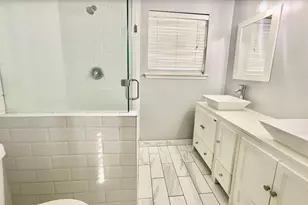 8306 Hazen St, Houston, TX 77036 - Photo 7