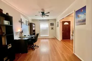8306 Hazen St, Houston, TX 77036 - Photo 11