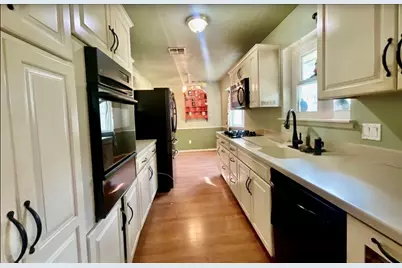 8306 Hazen Street, Houston, TX 77036 - Photo 9