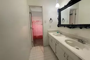 8306 Hazen St, Houston, TX 77036 - Photo 13