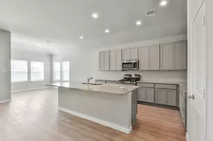 3018 King Oaks St, Baytown, TX 77251 - Photo 7