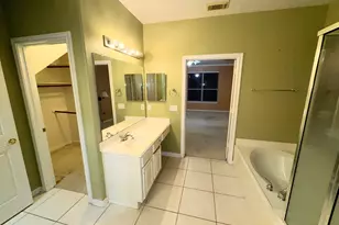 51 N Country Gate Cir, Conroe, TX 77384 - Photo 11