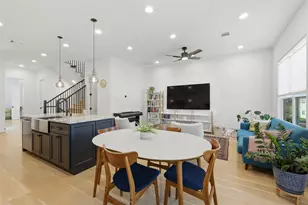 732 W 17th St, Houston, TX 77008 - Photo 9