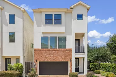1029 Green Kensington Drive, Houston, TX 77008 - Photo 1