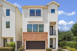 1029 Green Kensington Dr, Houston, TX 77008 - Photo 1