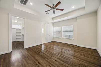 1029 Green Kensington Drive, Houston, TX 77008 - Photo 15