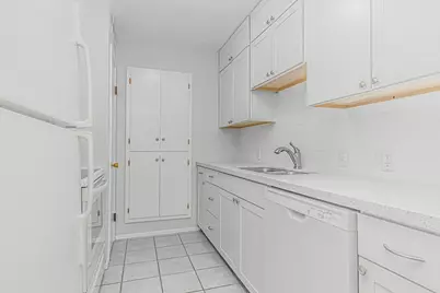 600 19th Street #11, Galveston, TX 77550 - Photo 9
