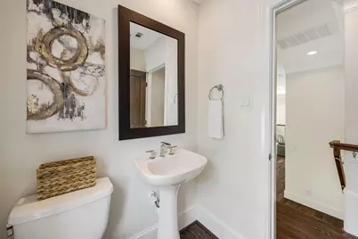612 E 20th Street #B, Houston, TX 77008 - Photo 27