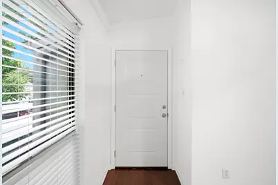 2425 Augusta Drive #22, Houston, TX 77057 - Photo 7