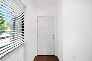 2425 Augusta Dr, Houston, TX 77057 - Photo 7