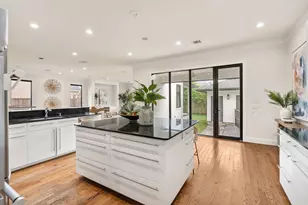 3847 Durness Way, Houston, TX 77025 - Photo 11