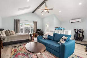 1601 Columbia St, Houston, TX 77008 - Photo 5