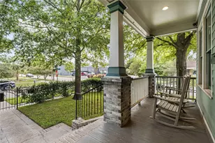 1601 Columbia St, Houston, TX 77008 - Photo 9