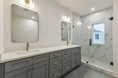 7709 Earl Rudder Way, Houston, TX 77055 - Photo 25