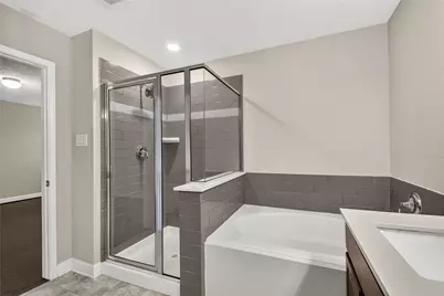 10214 Pinewood Fox Drive, Houston, TX 77080 - Photo 39