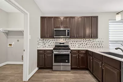 10214 Pinewood Fox Drive, Houston, TX 77080 - Photo 19