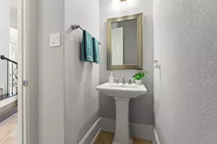 6114 S Tamarino Park Ln, Sugar Land, TX 77479 - Photo 9