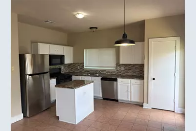 11736 Chanteloup Drive, Houston, TX 77047 - Photo 5